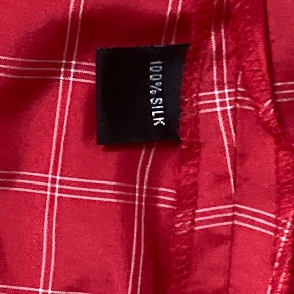 Ellen Tracy Linda Allard c.2000 red and white wrap sleeveless silk blouse - Picture 4 of 4